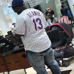 Meet your Posher, Deanie